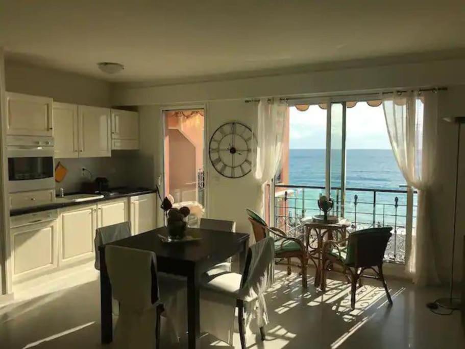 Victoria Bilocale Centro Citta E Vista Mare Leilighet Menton Eksteriør bilde