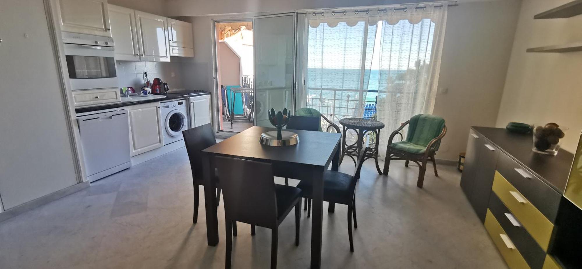 Victoria Bilocale Centro Citta E Vista Mare Leilighet Menton Eksteriør bilde